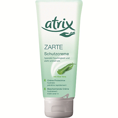 Atrix  cu Aloe Vera crema hidratanta pentru maini Beiersdorf